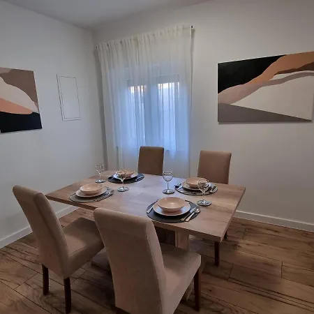 Appartement Lovre *